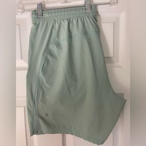 Lululemon pacebreaker 7” linerless